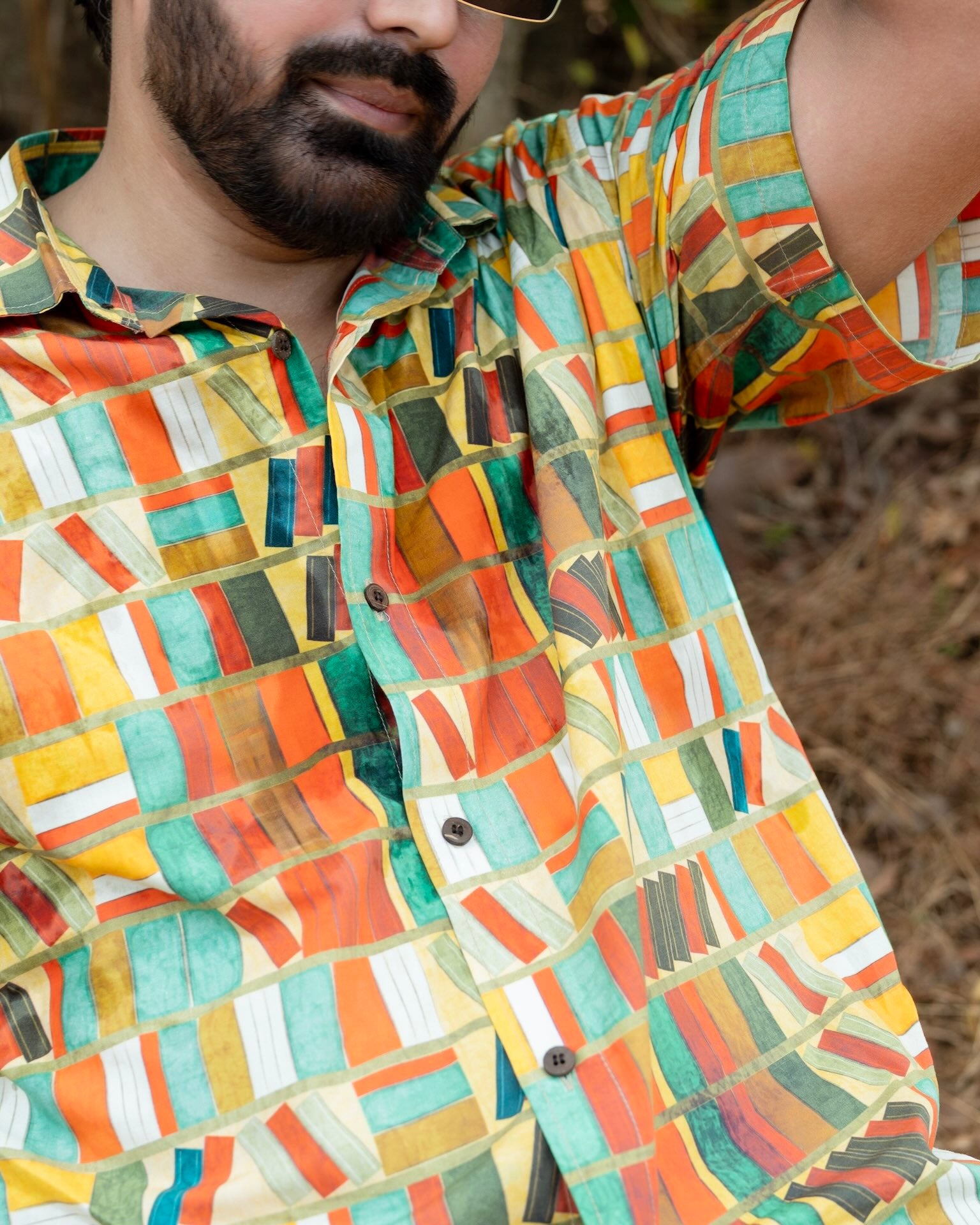 Men's bookshelf print casual shirt