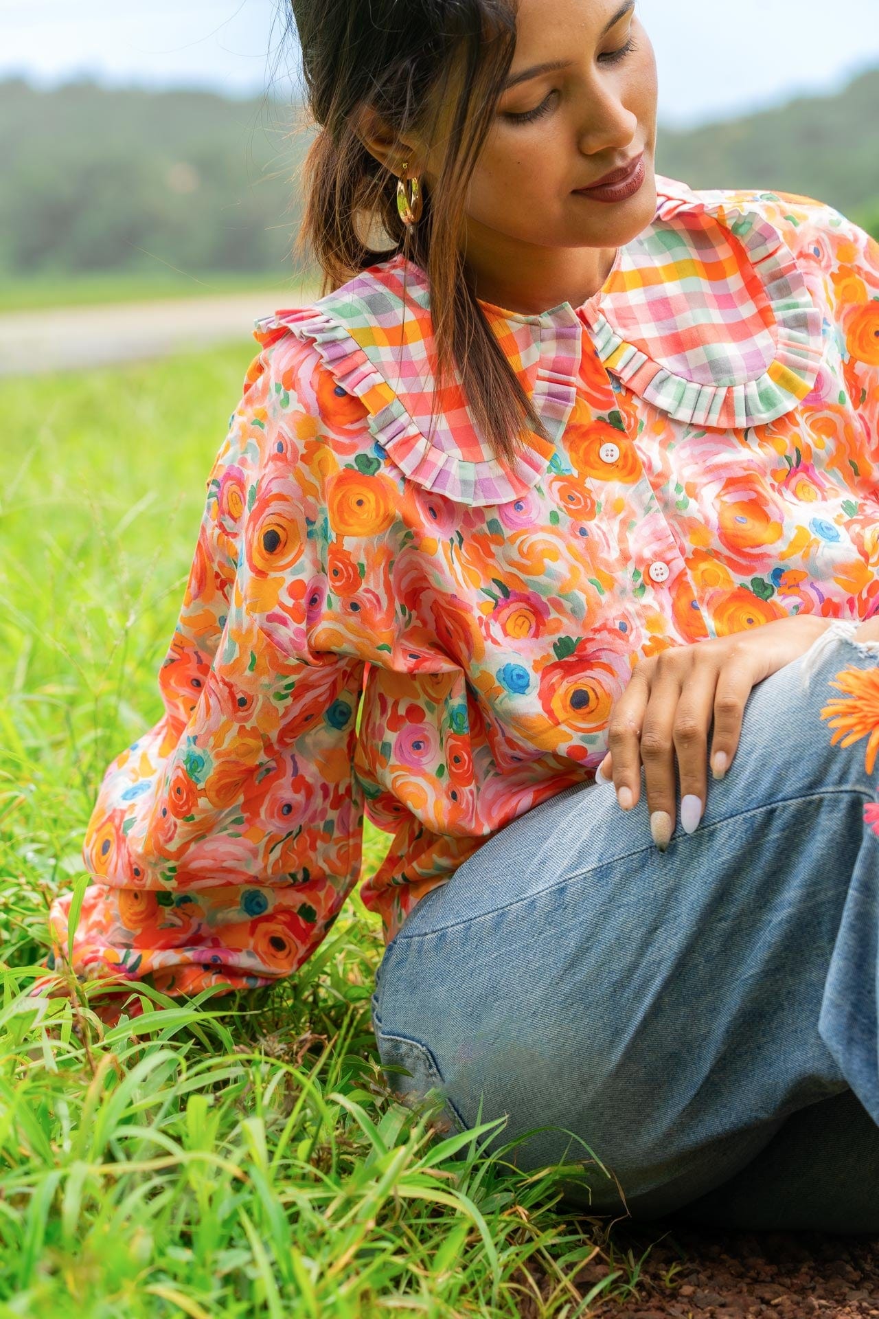 Cute floral cotton top with peter pan collar