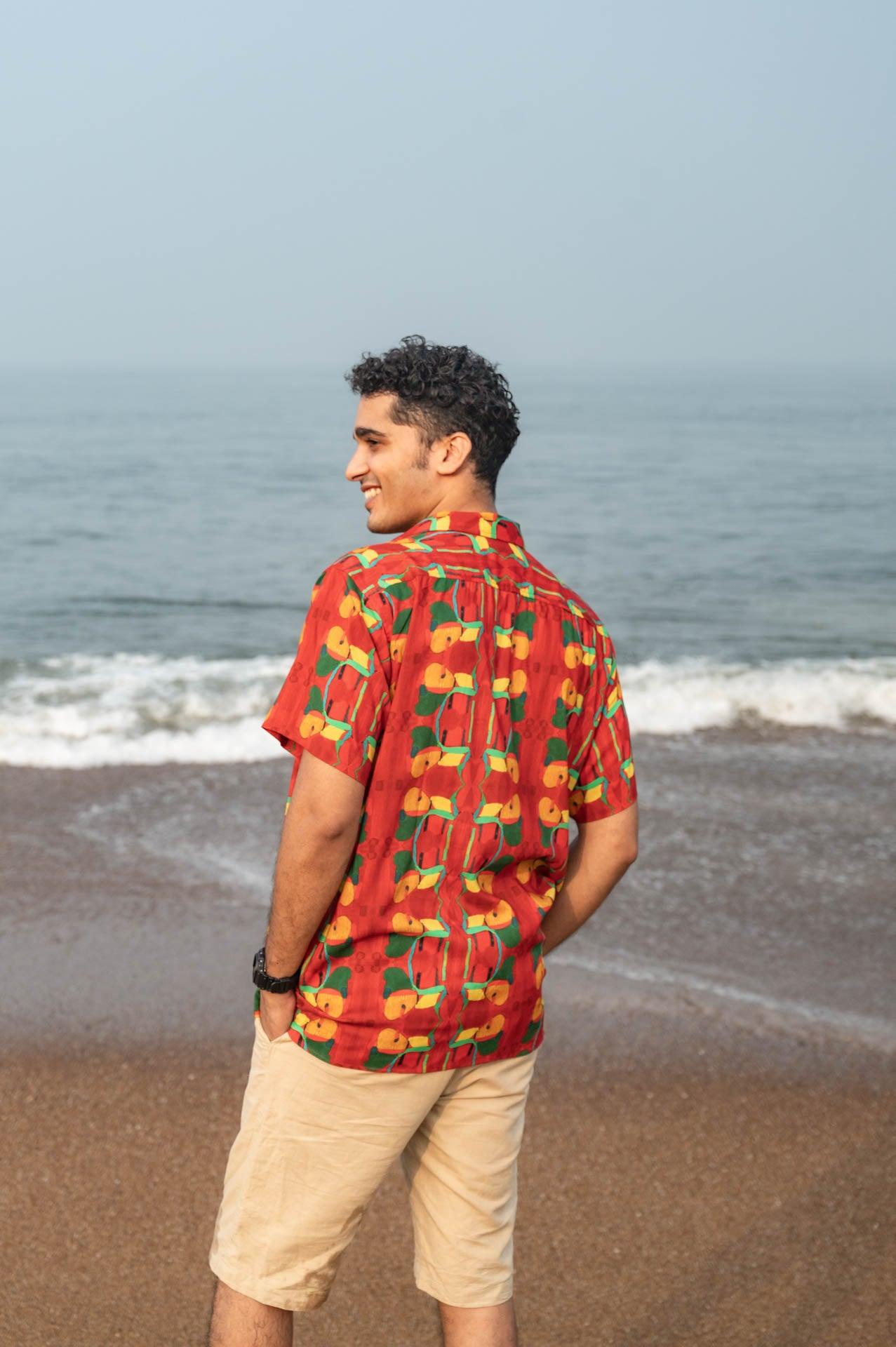 Red printed shirt for men in sustainable fabric 