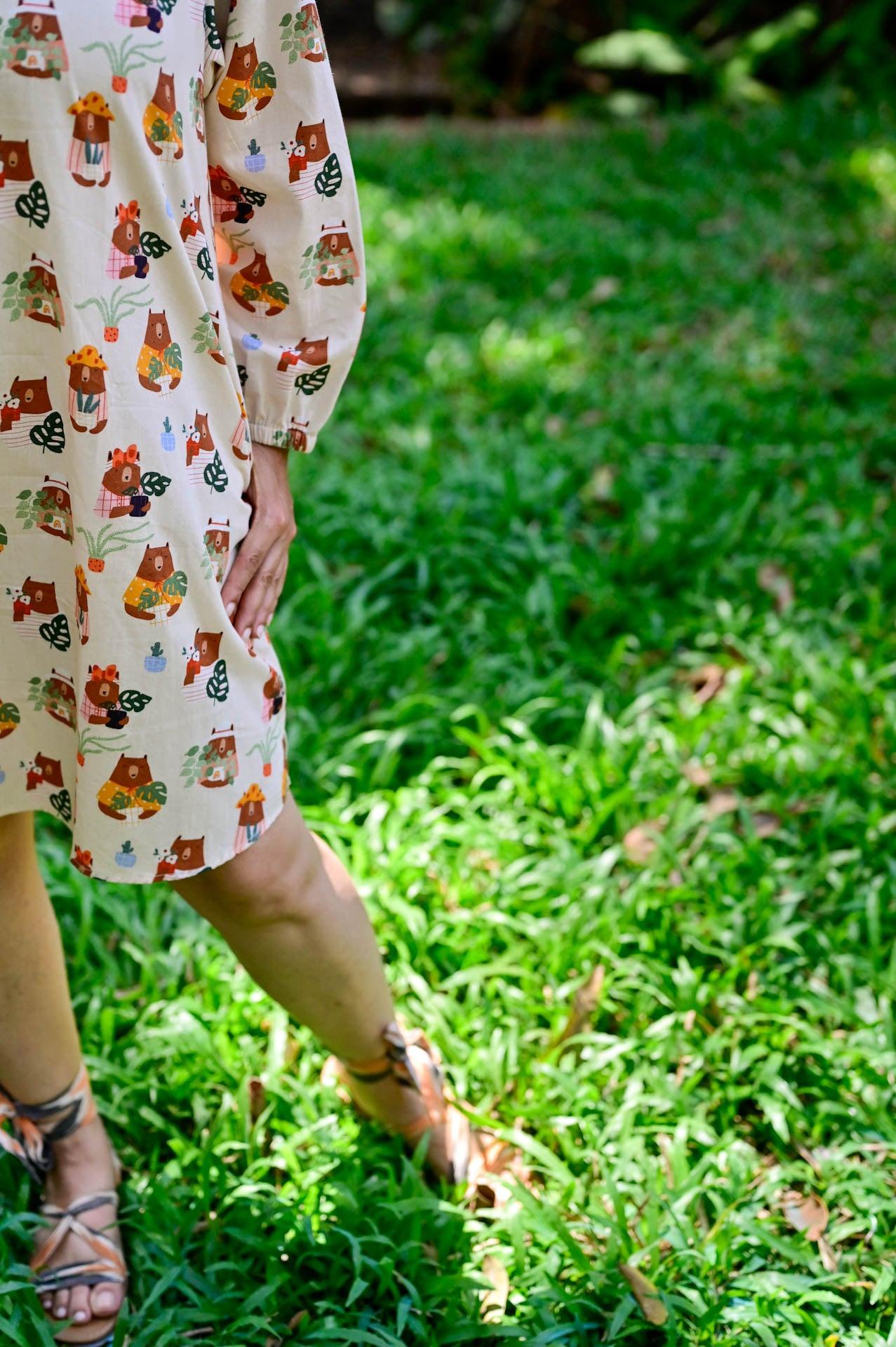 Bear print organic cotton dress with pockets