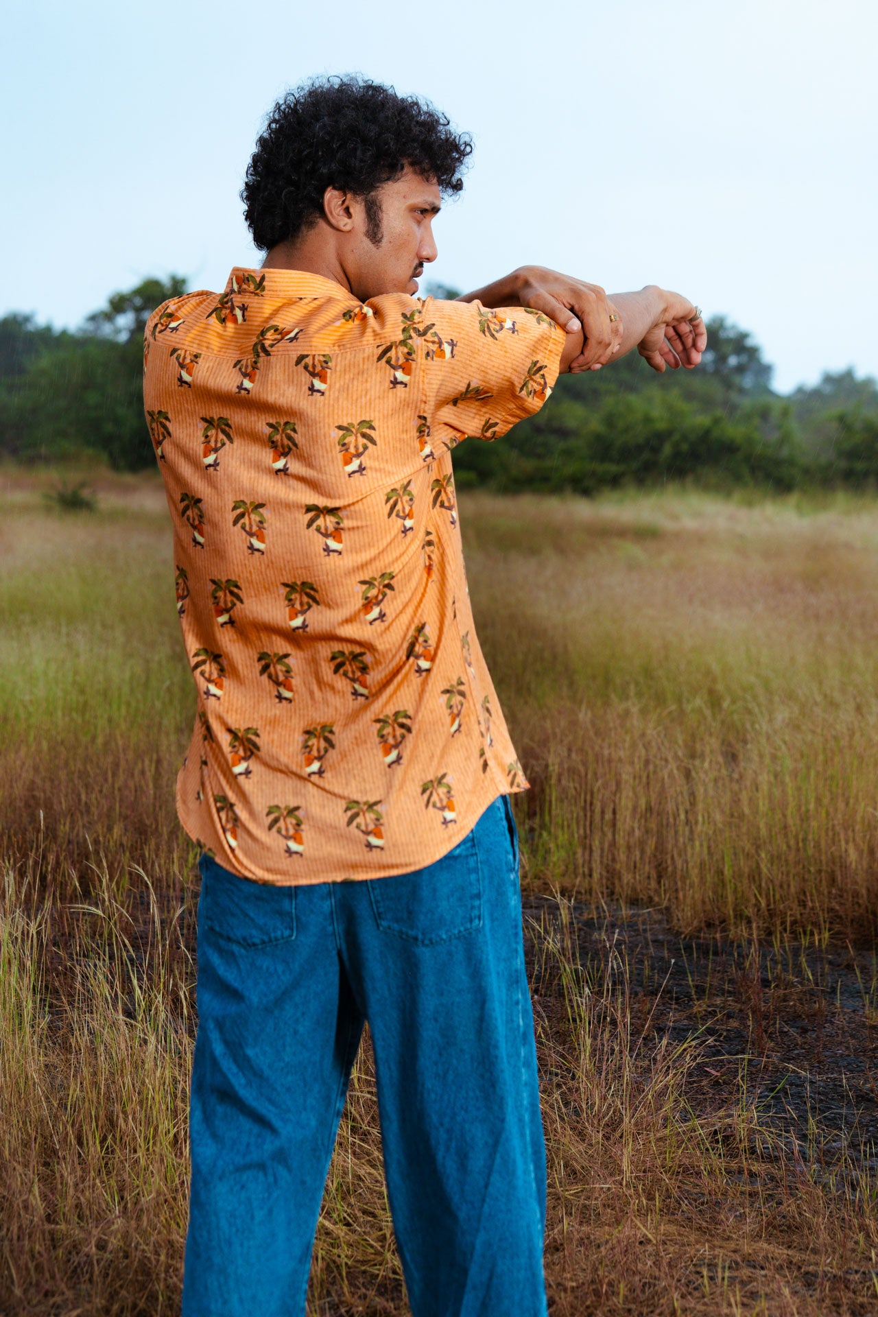 Men's earthy brown coconut plucker shirt from Goa