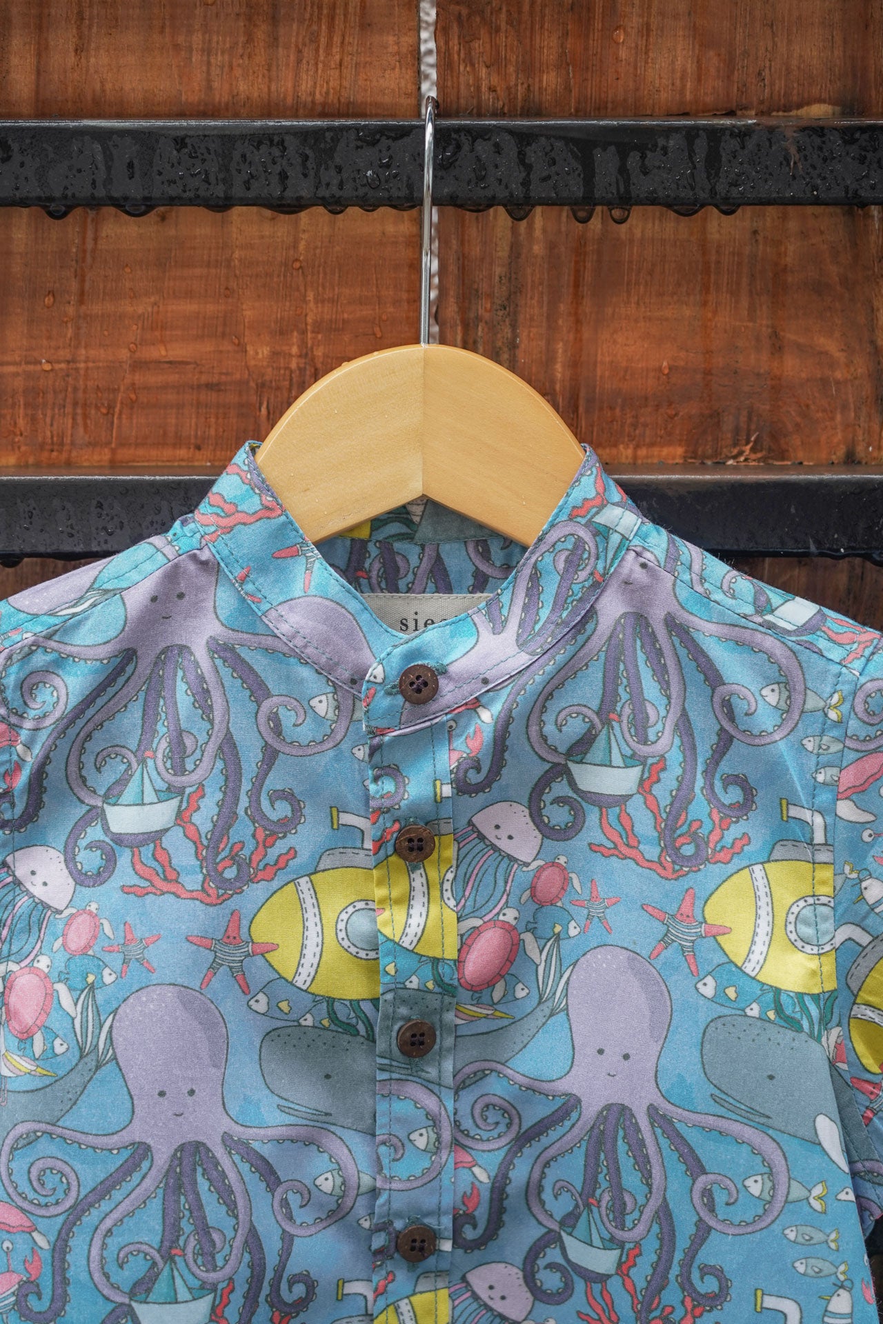 Fish print blue cotton shirt for boys