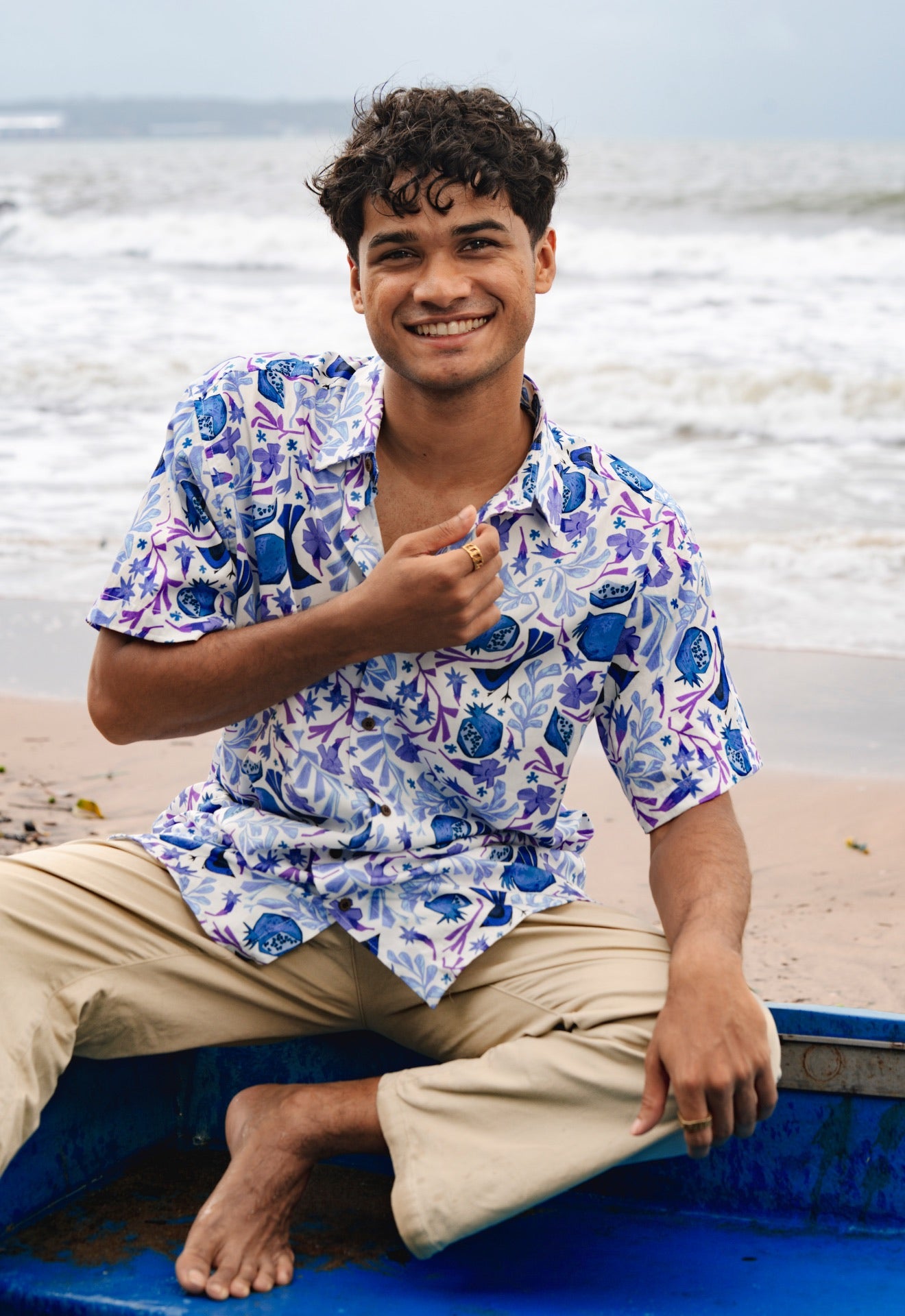 Siesta o'Clock Organic Cotton shirt with pomegranate print for men