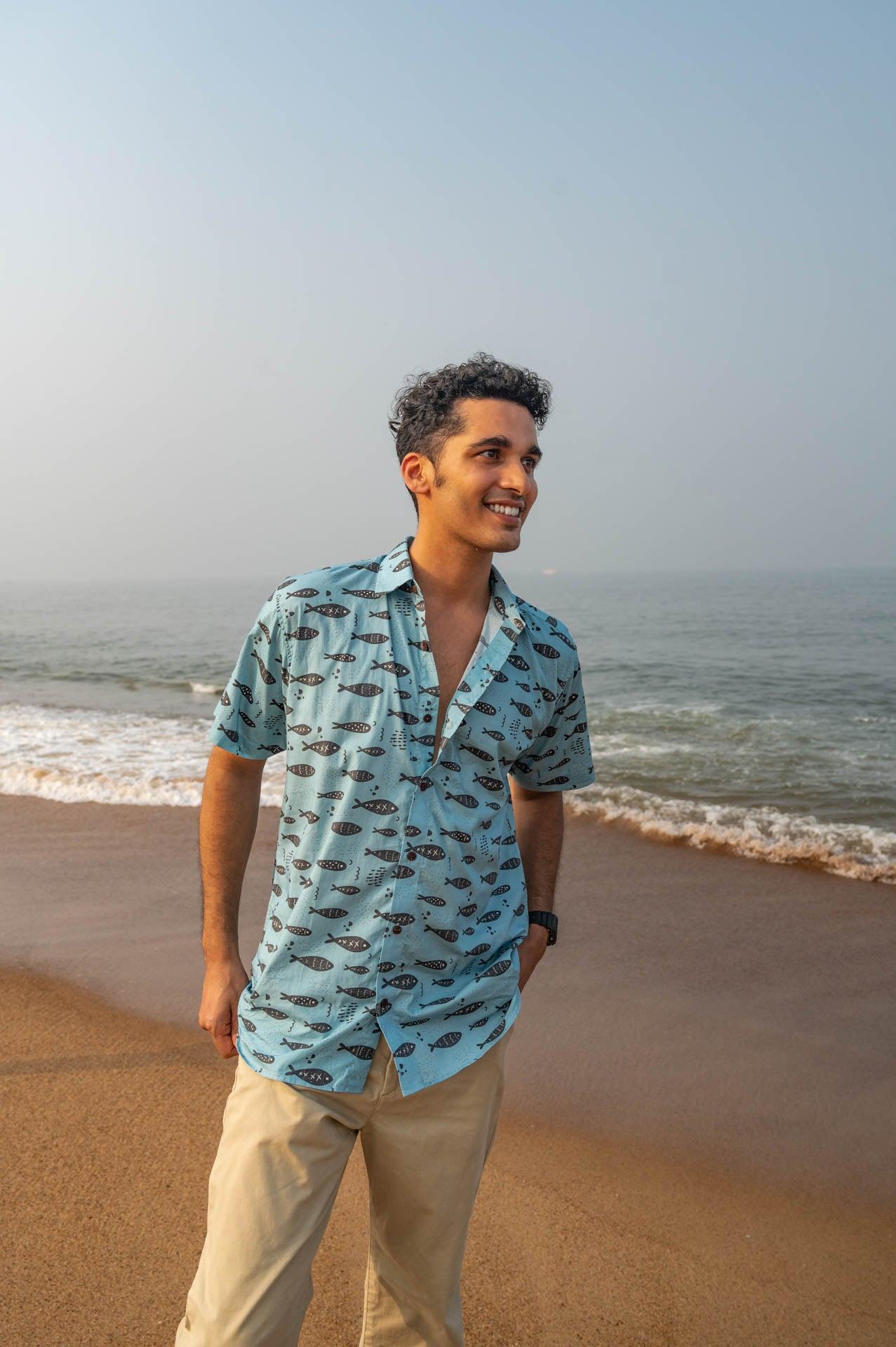 Fish print men's vacationwear shirt from Goa