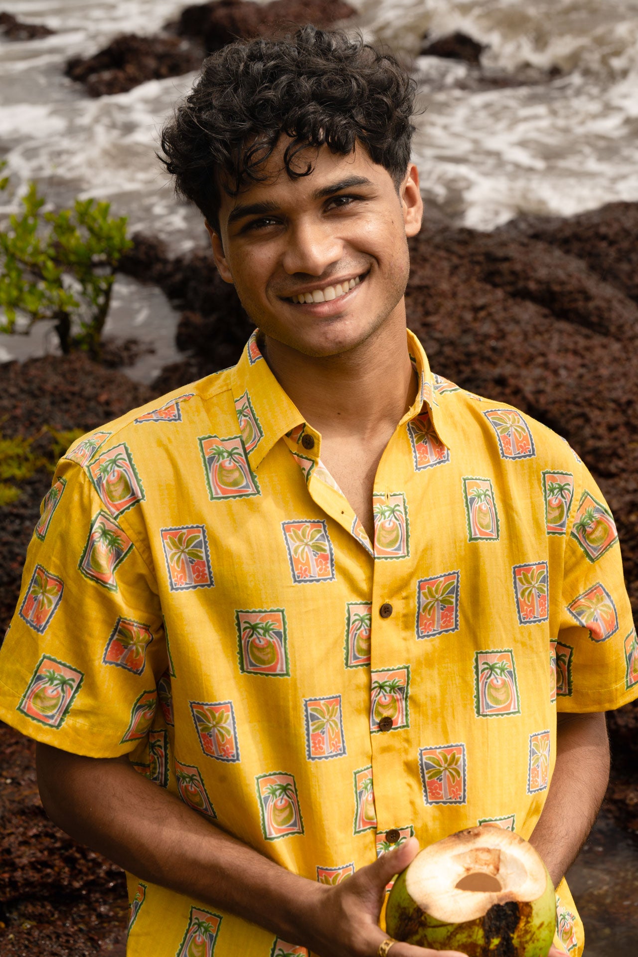 Men’s yellow tropical stamp print cotton shirt