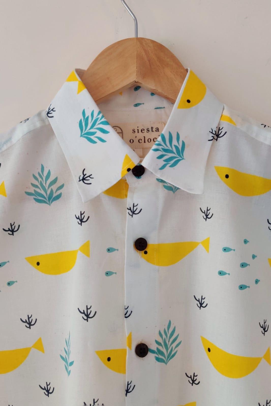 Summery white cotton printed shirt for men
