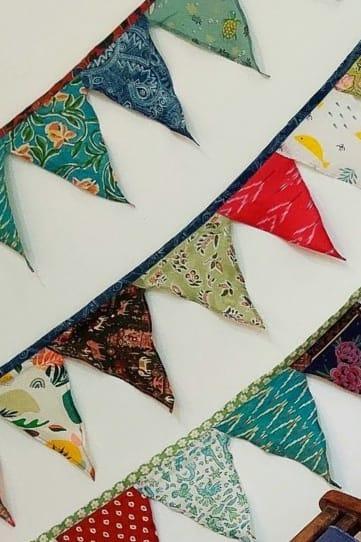Upcycled_decorative_buntings_made_of_leftover_fabric