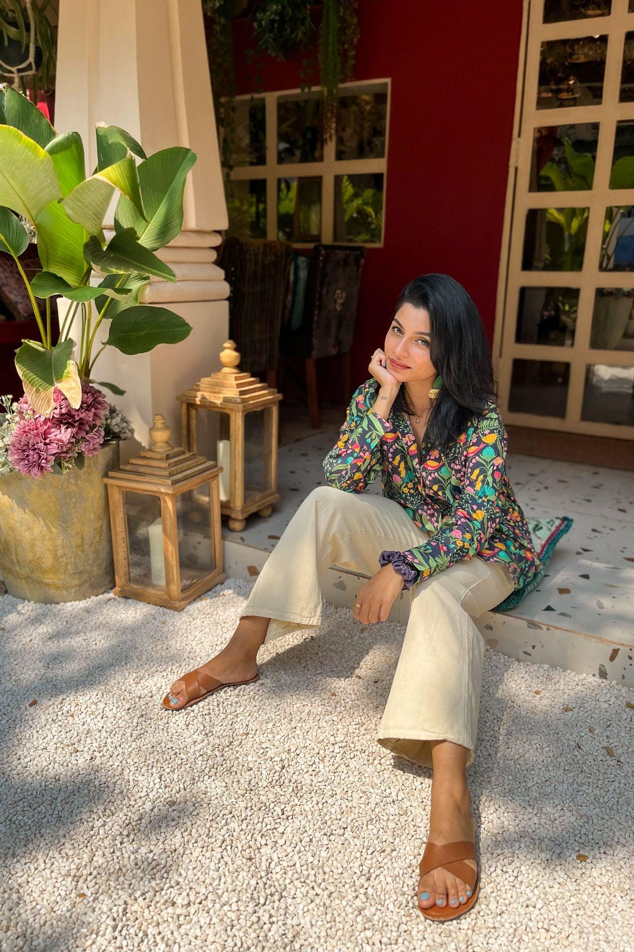 Black cotton printed shirt perfect for vacations and road trips